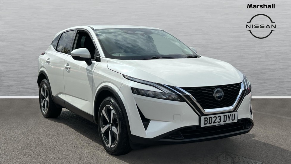 Nissan Qashqai listing photo