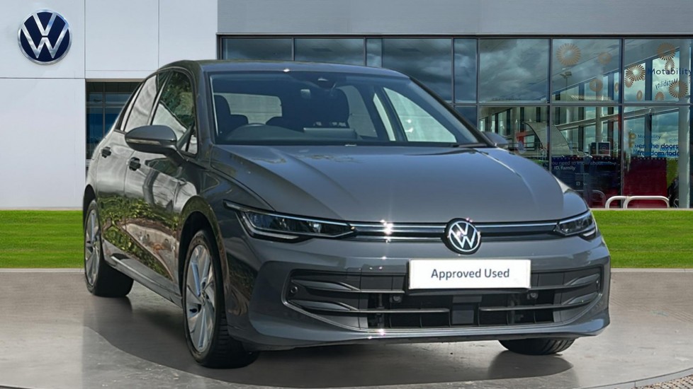 Volkswagen Golf listing photo
