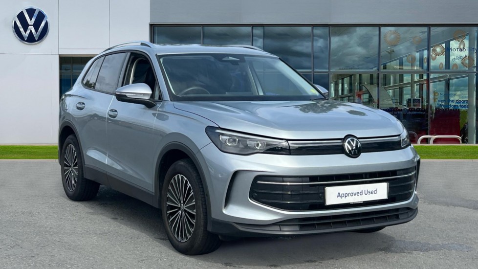 Volkswagen Tiguan listing photo