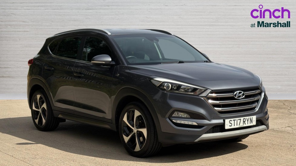 Hyundai Tucson listing photo