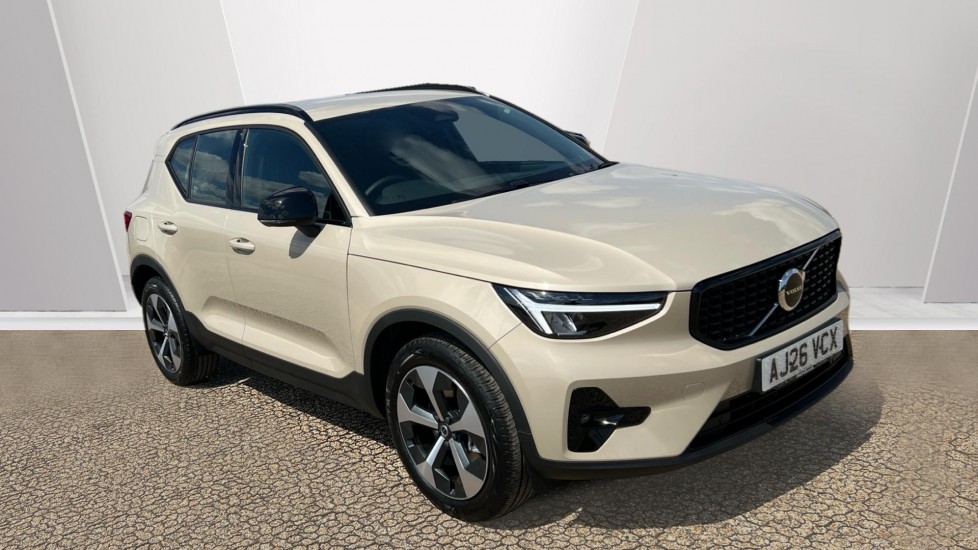 Volvo XC40 listing photo