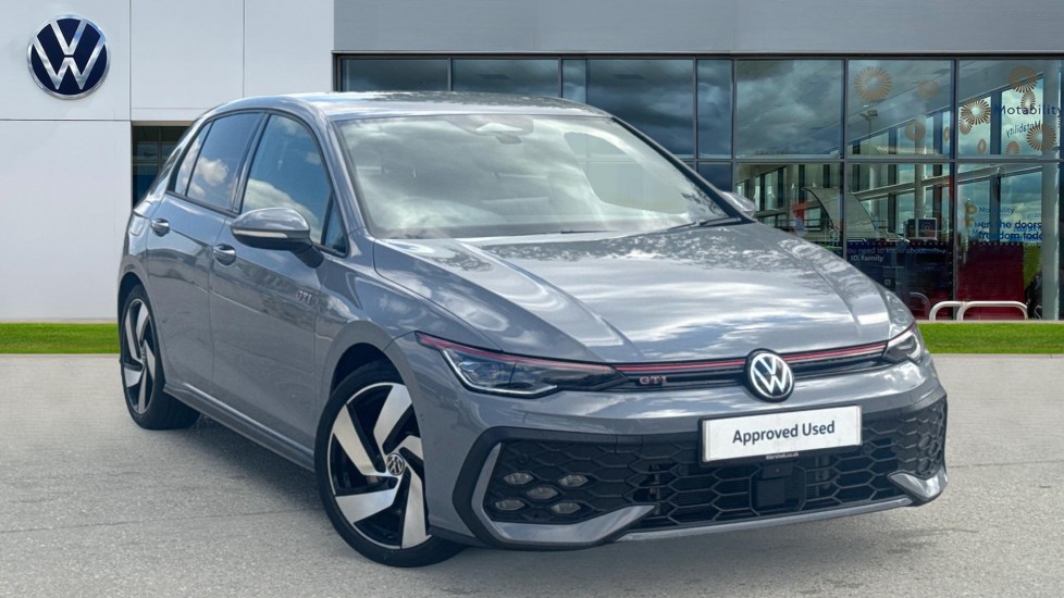 Volkswagen Golf listing photo