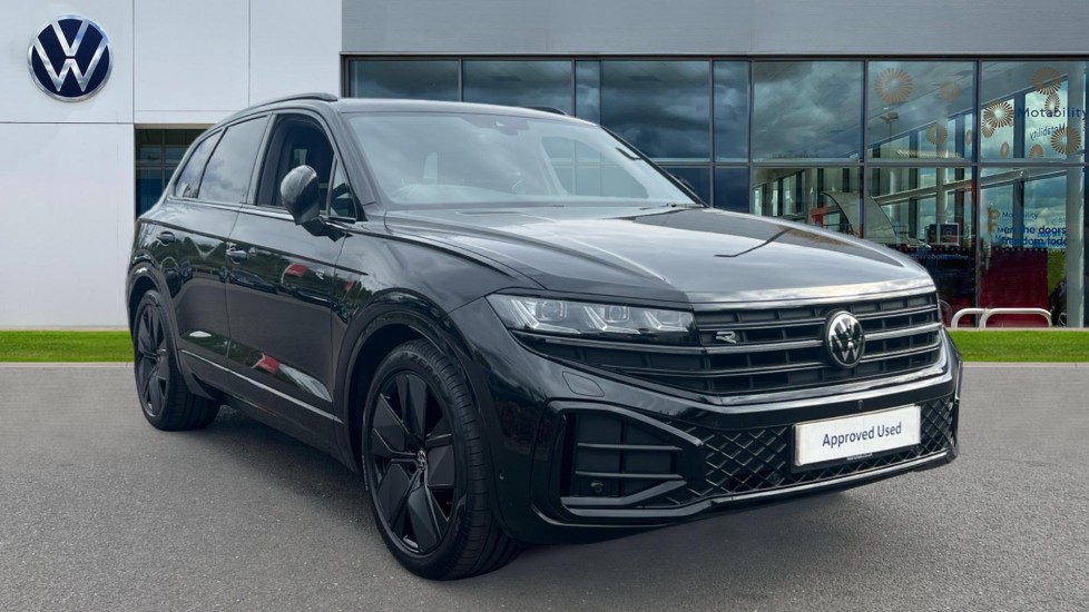 Volkswagen Touareg listing photo