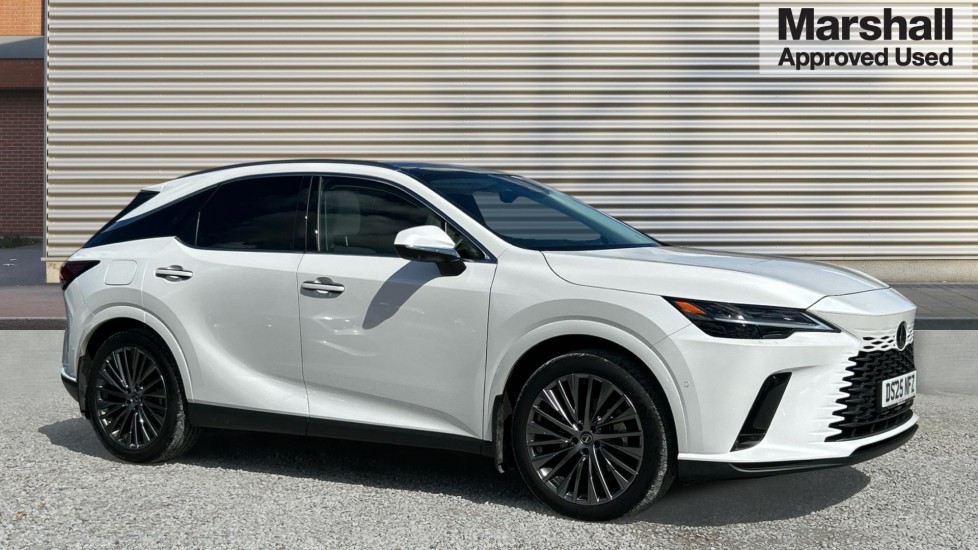Lexus RX listing photo