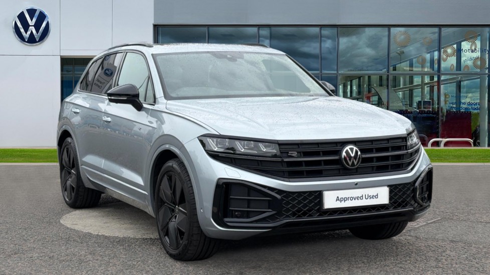 Volkswagen Touareg listing photo