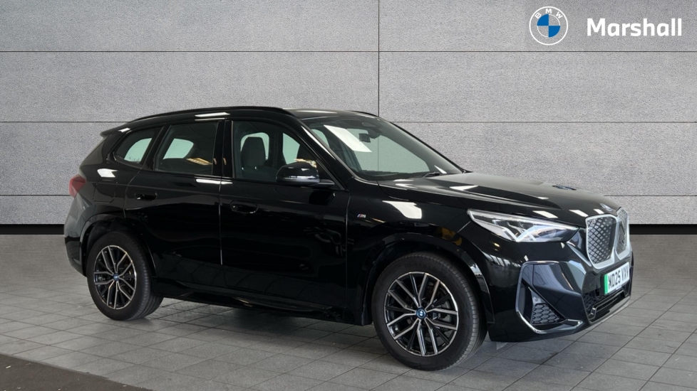 BMW iX1 listing photo