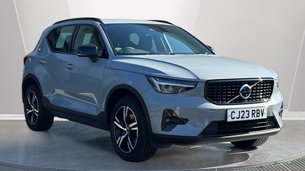 Volvo XC40 listing photo