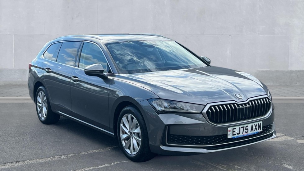 Skoda Superb listing photo