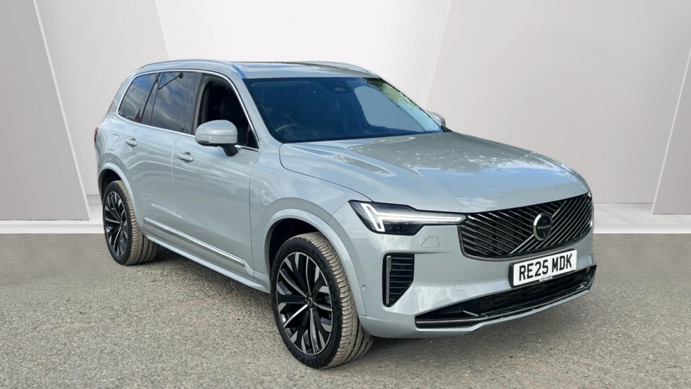Volvo XC90 listing photo