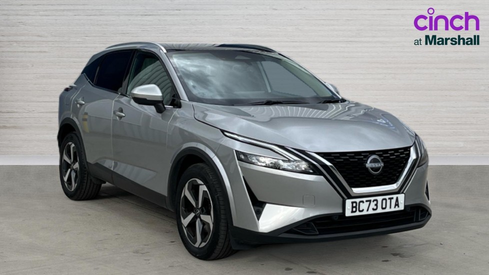 Nissan Qashqai listing photo