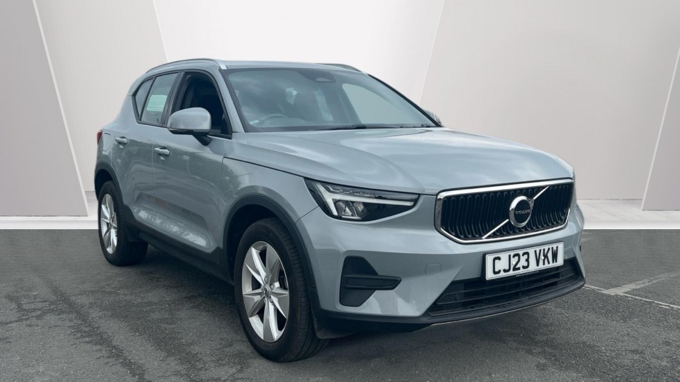 Volvo XC40 listing photo