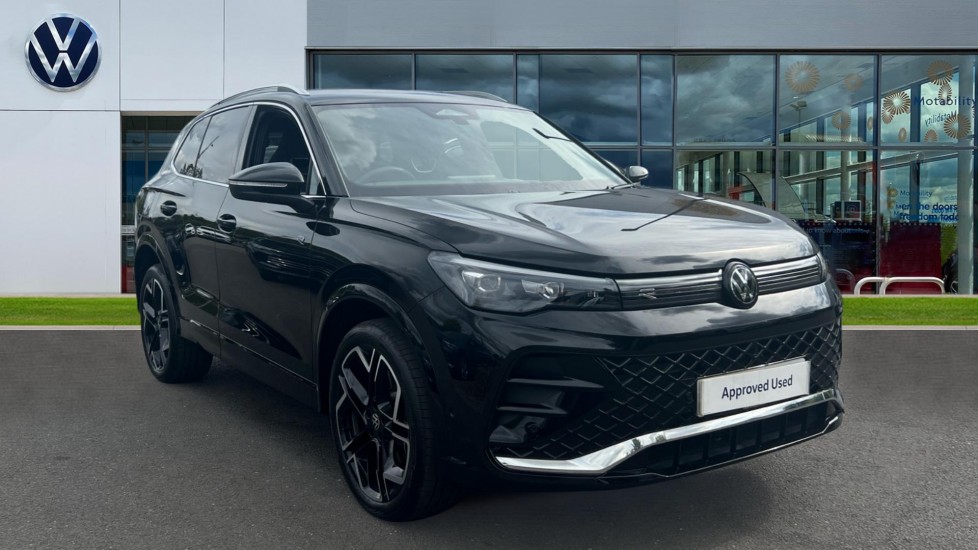 Volkswagen Tiguan listing photo