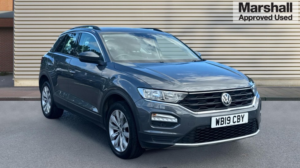 Volkswagen T-Roc listing photo