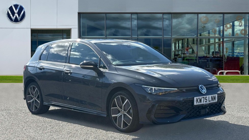 Volkswagen Golf listing photo