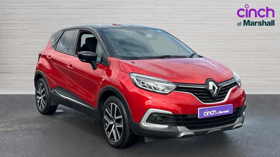 Renault Captur listing photo