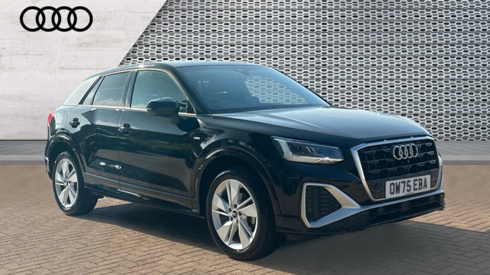 Audi Q2 listing photo