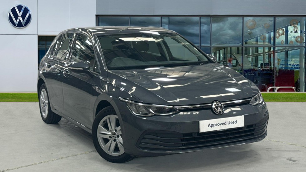 Volkswagen Golf listing photo
