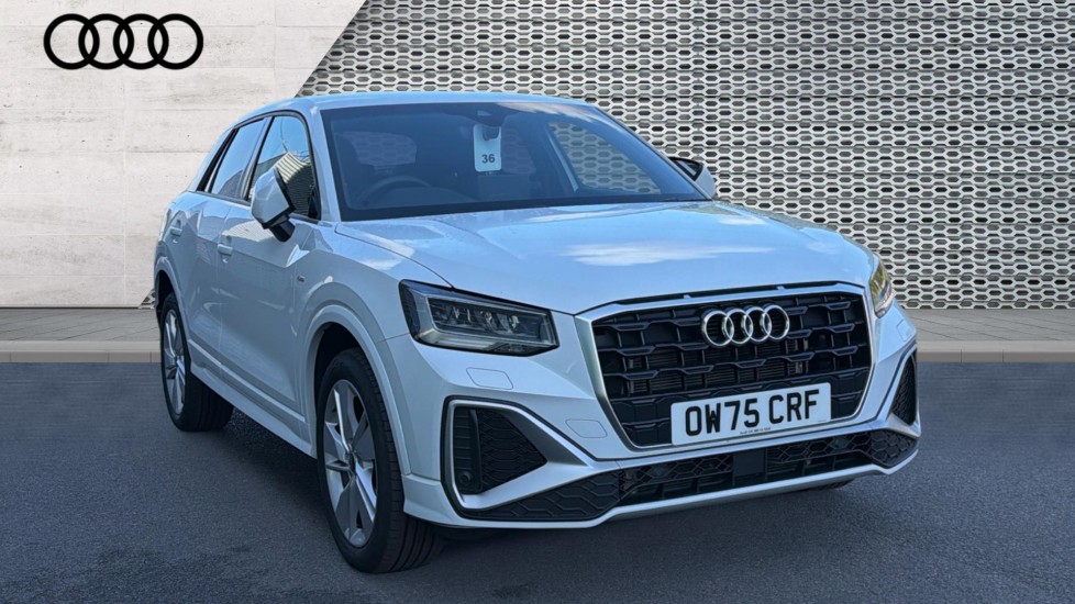 Audi Q2 listing photo