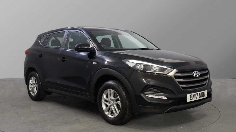 Hyundai Tucson listing photo