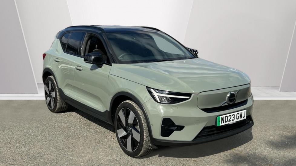 Volvo XC40 listing photo