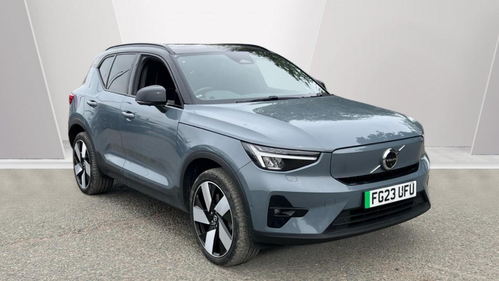 Volvo XC40 listing photo