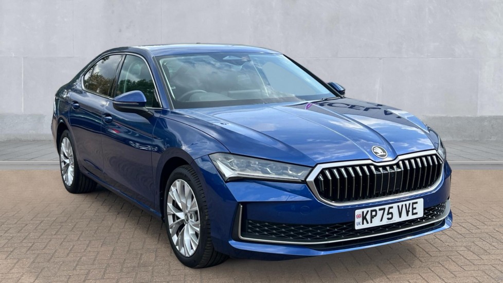 Skoda Superb listing photo