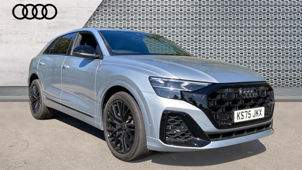 Audi Q8 listing photo