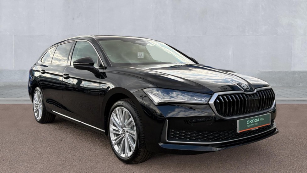 Skoda Superb listing photo