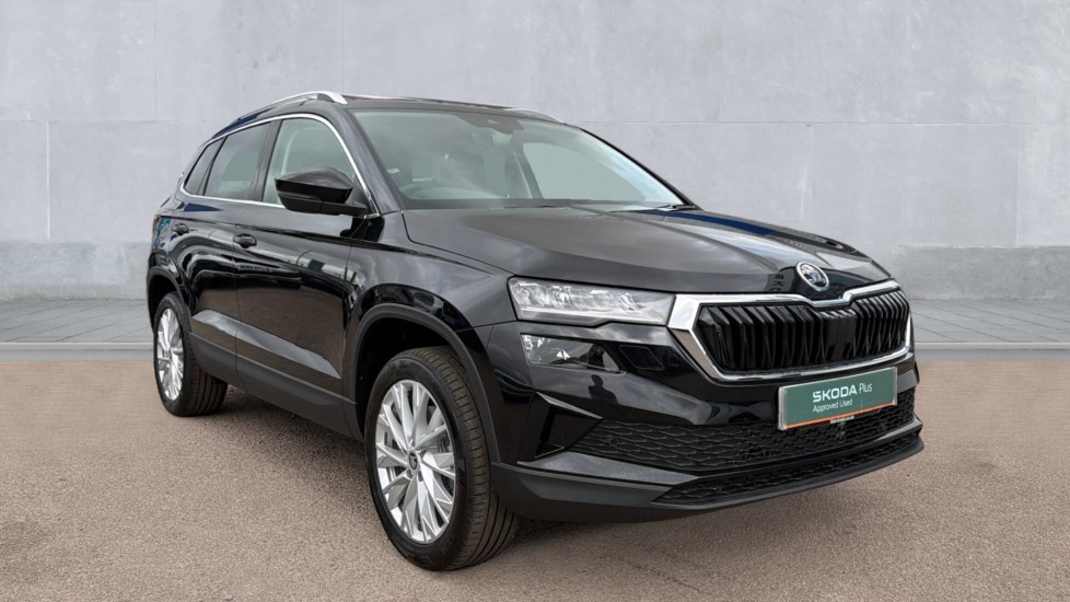 Skoda Karoq listing photo