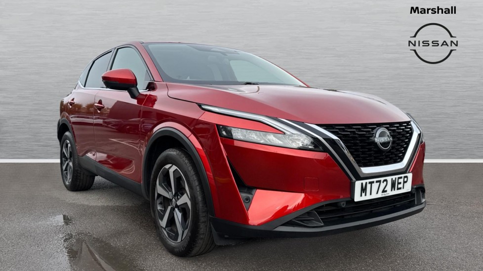 Nissan Qashqai listing photo