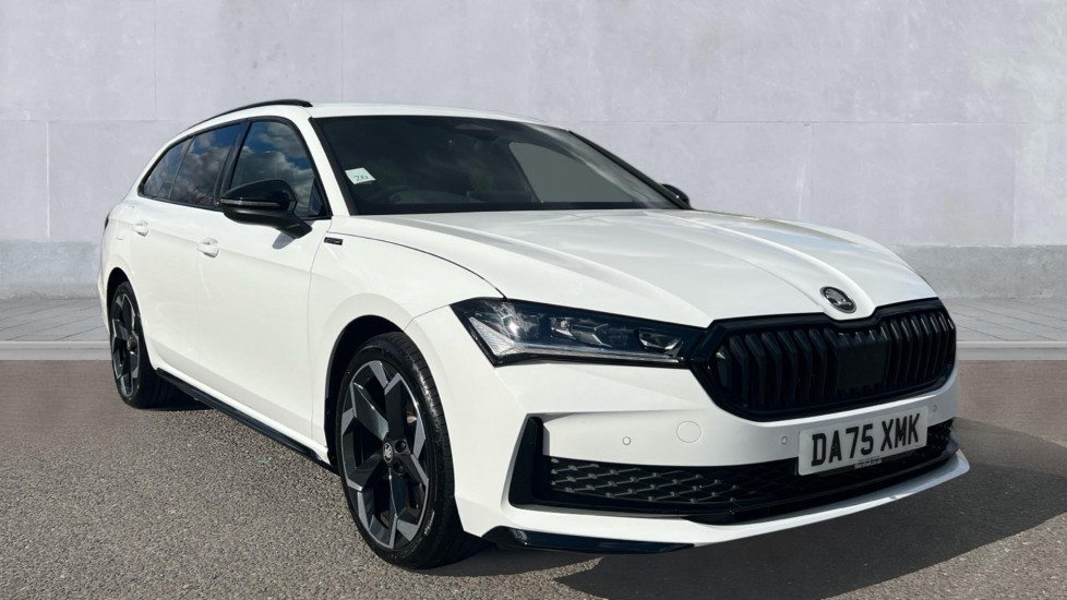 Skoda Superb listing photo