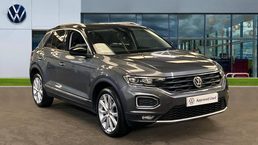Volkswagen T-Roc listing photo