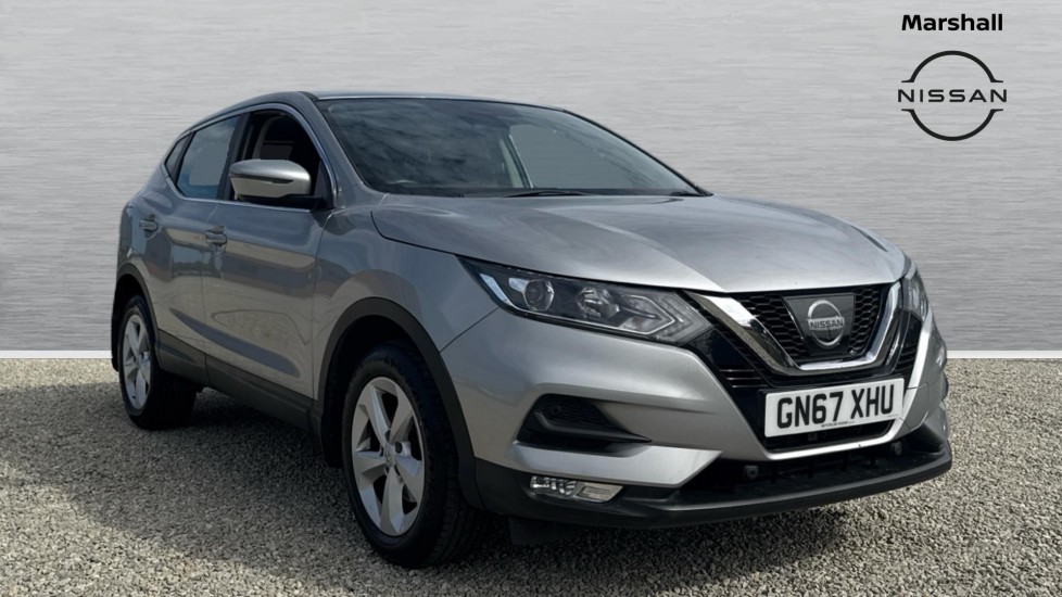 Nissan Qashqai listing photo