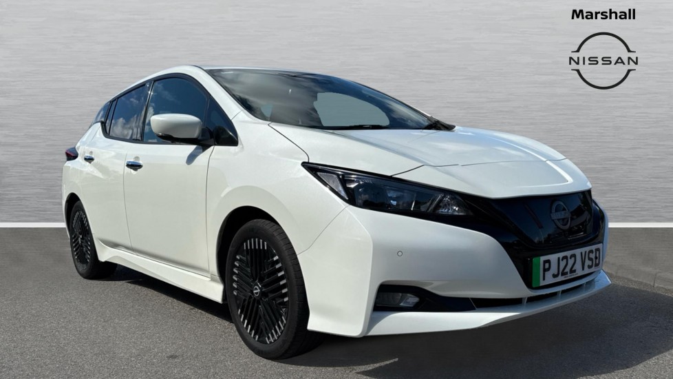 Nissan Leaf listing photo