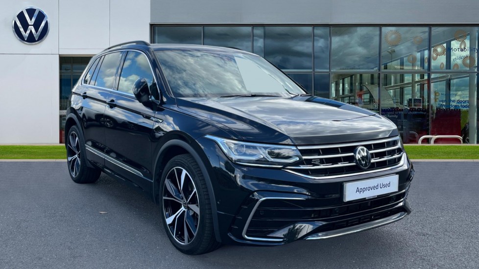 Volkswagen Tiguan listing photo