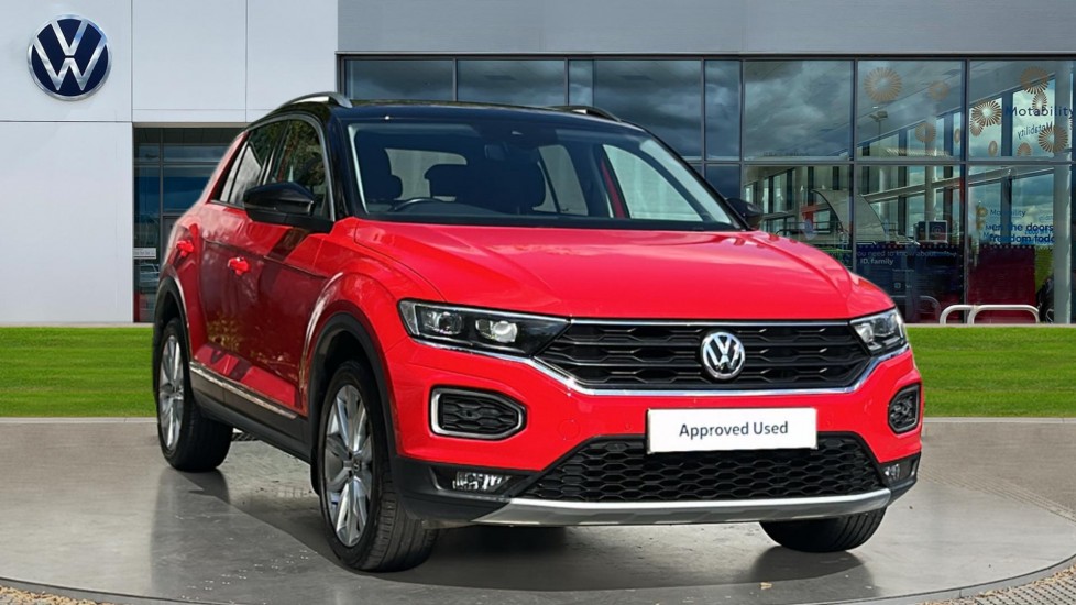 Volkswagen T-Roc listing photo