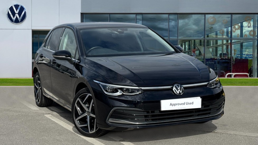Volkswagen Golf listing photo