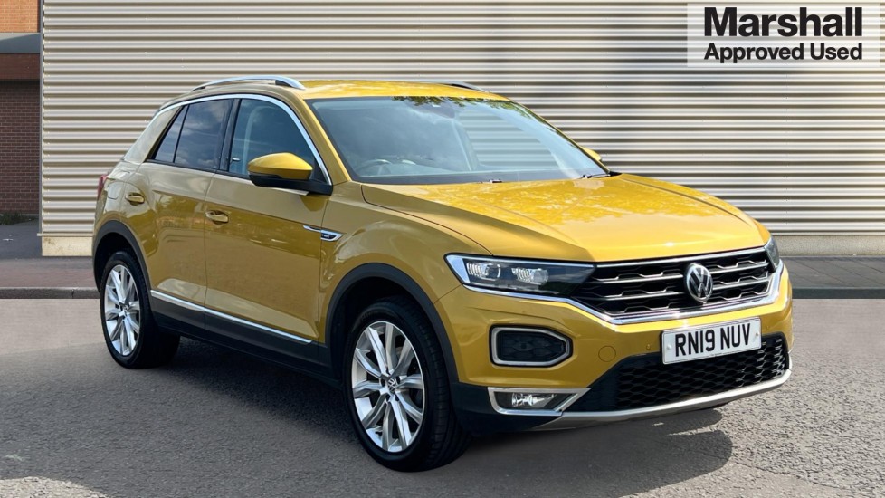 Volkswagen T-Roc listing photo