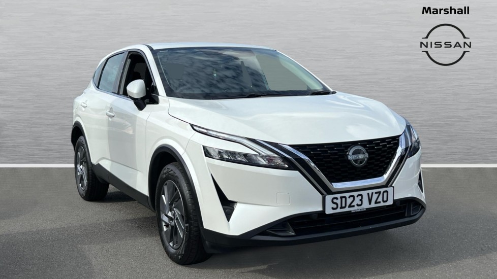 Nissan Qashqai listing photo
