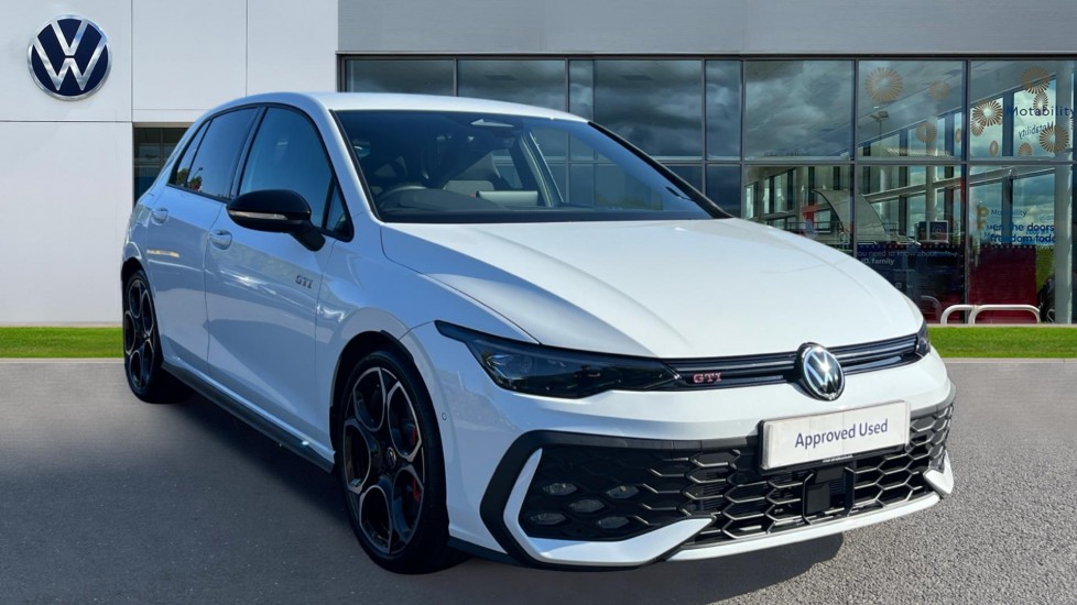 Volkswagen Golf listing photo