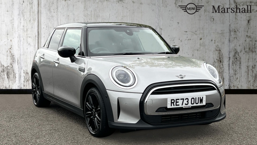 MINI Cooper listing photo