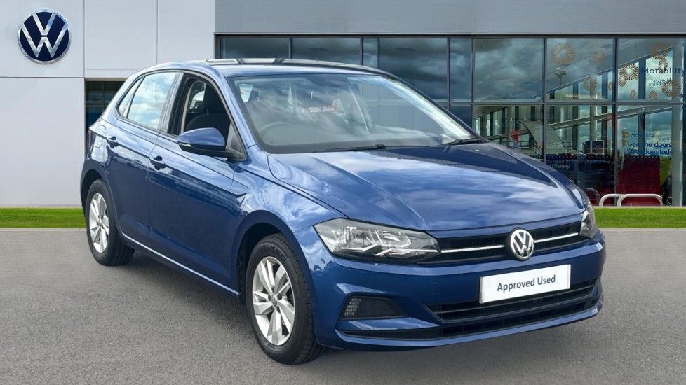 Volkswagen Polo listing photo