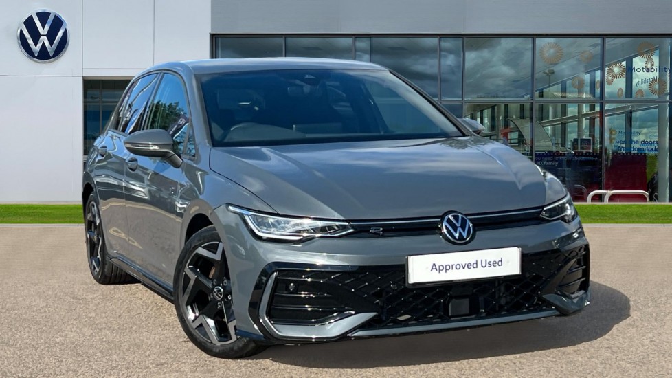 Volkswagen Golf listing photo