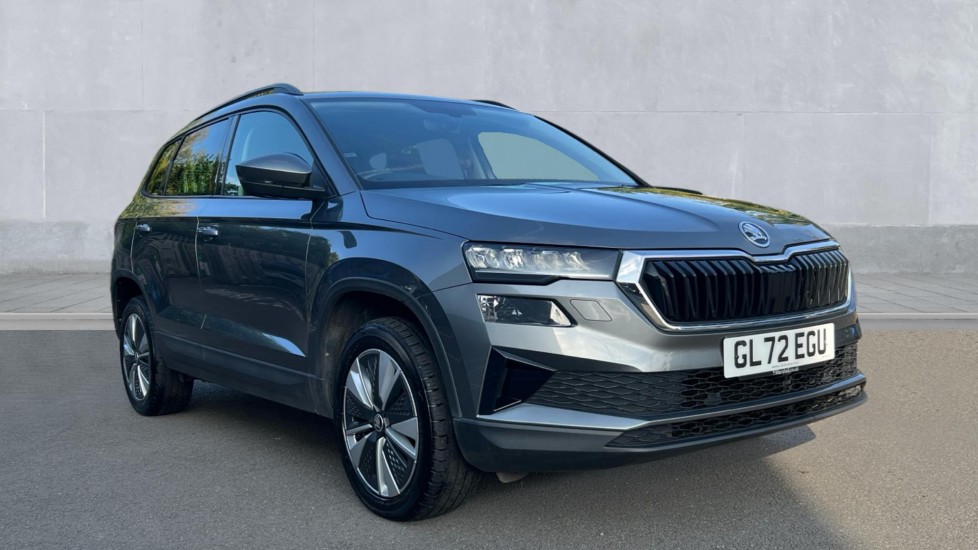 Skoda Karoq listing photo