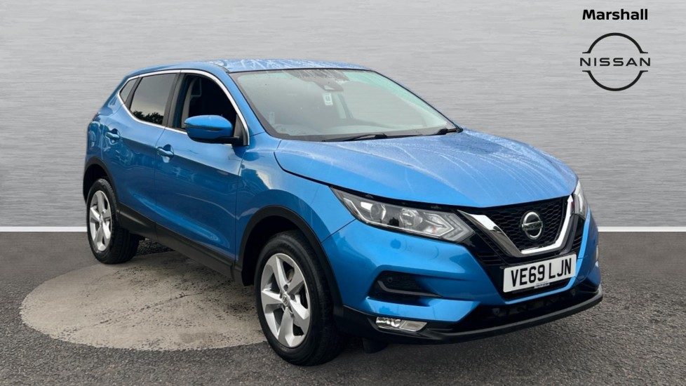 Nissan Qashqai listing photo