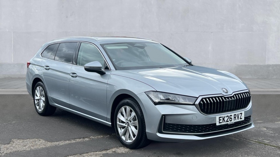 Skoda Superb listing photo