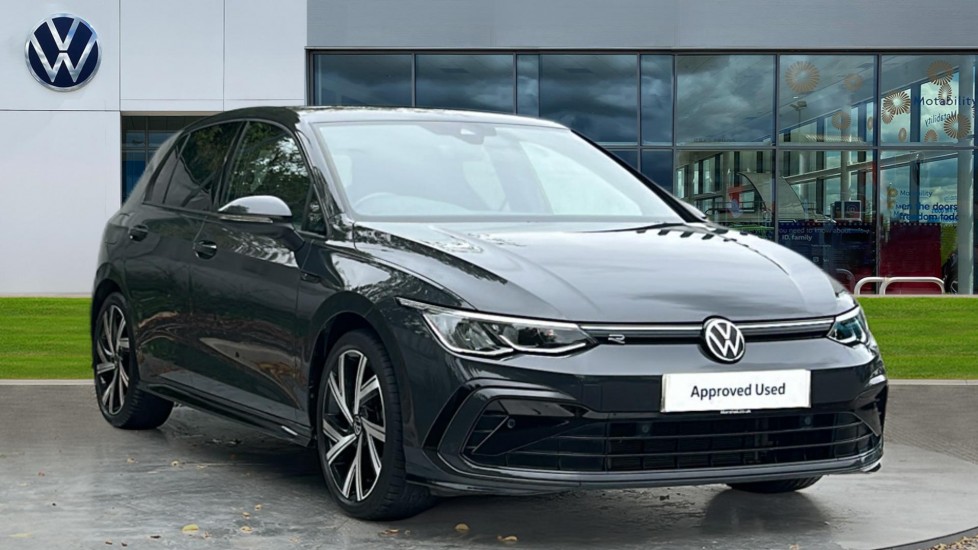 Volkswagen Golf listing photo