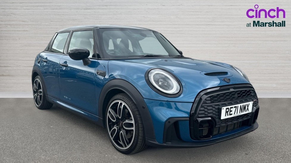 MINI Hatchback listing photo