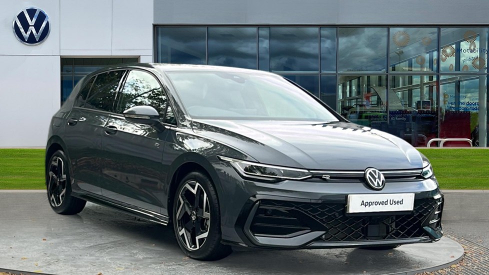 Volkswagen Golf listing photo