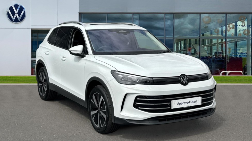 Volkswagen Tiguan listing photo